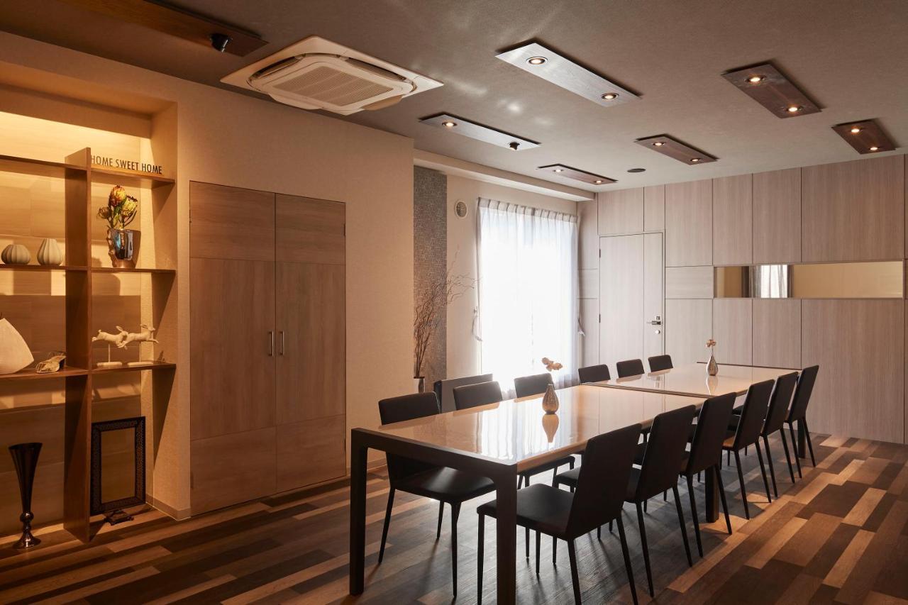 Turn Table Tokio