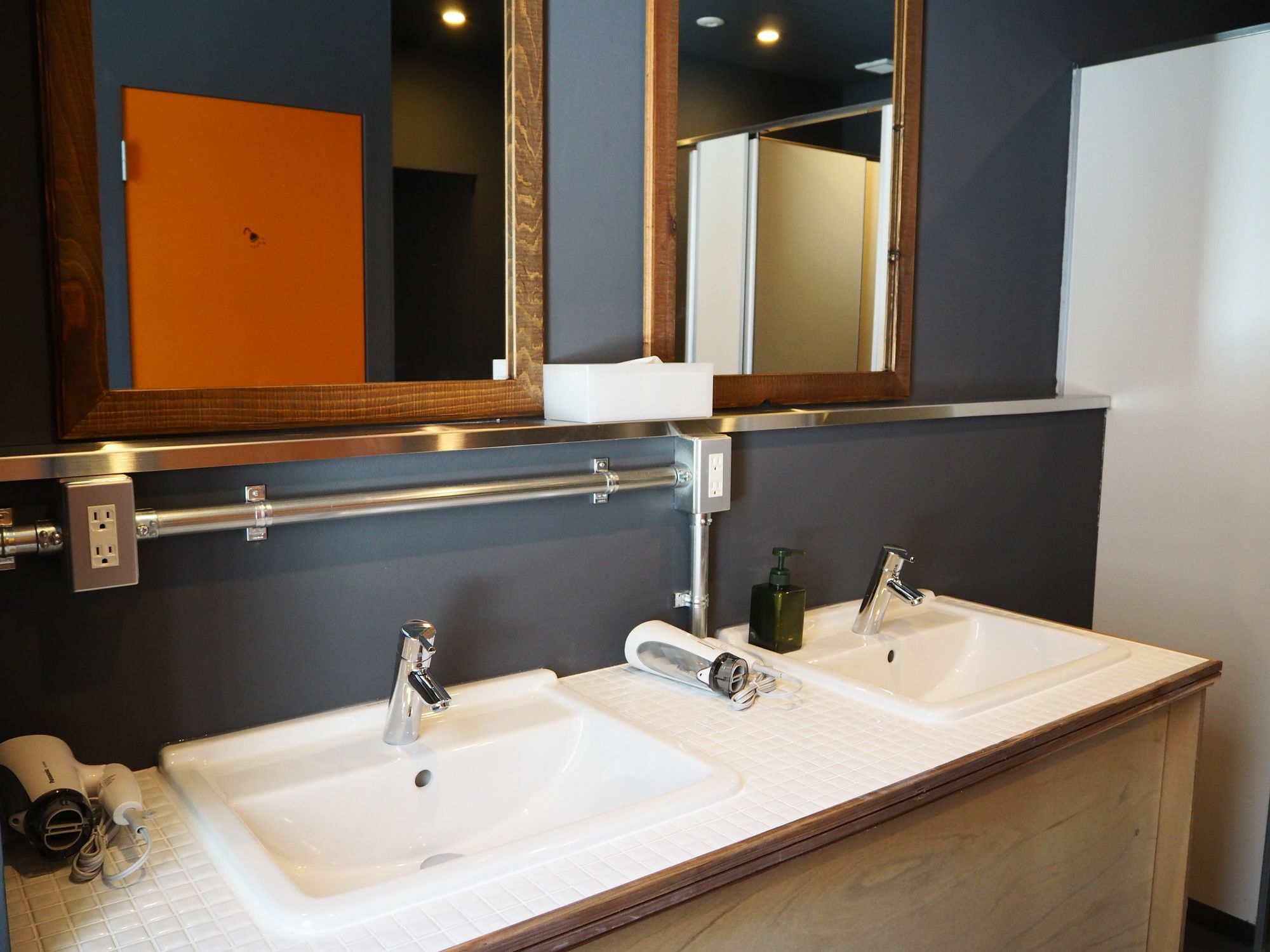 Turn Table Hostel Tokio